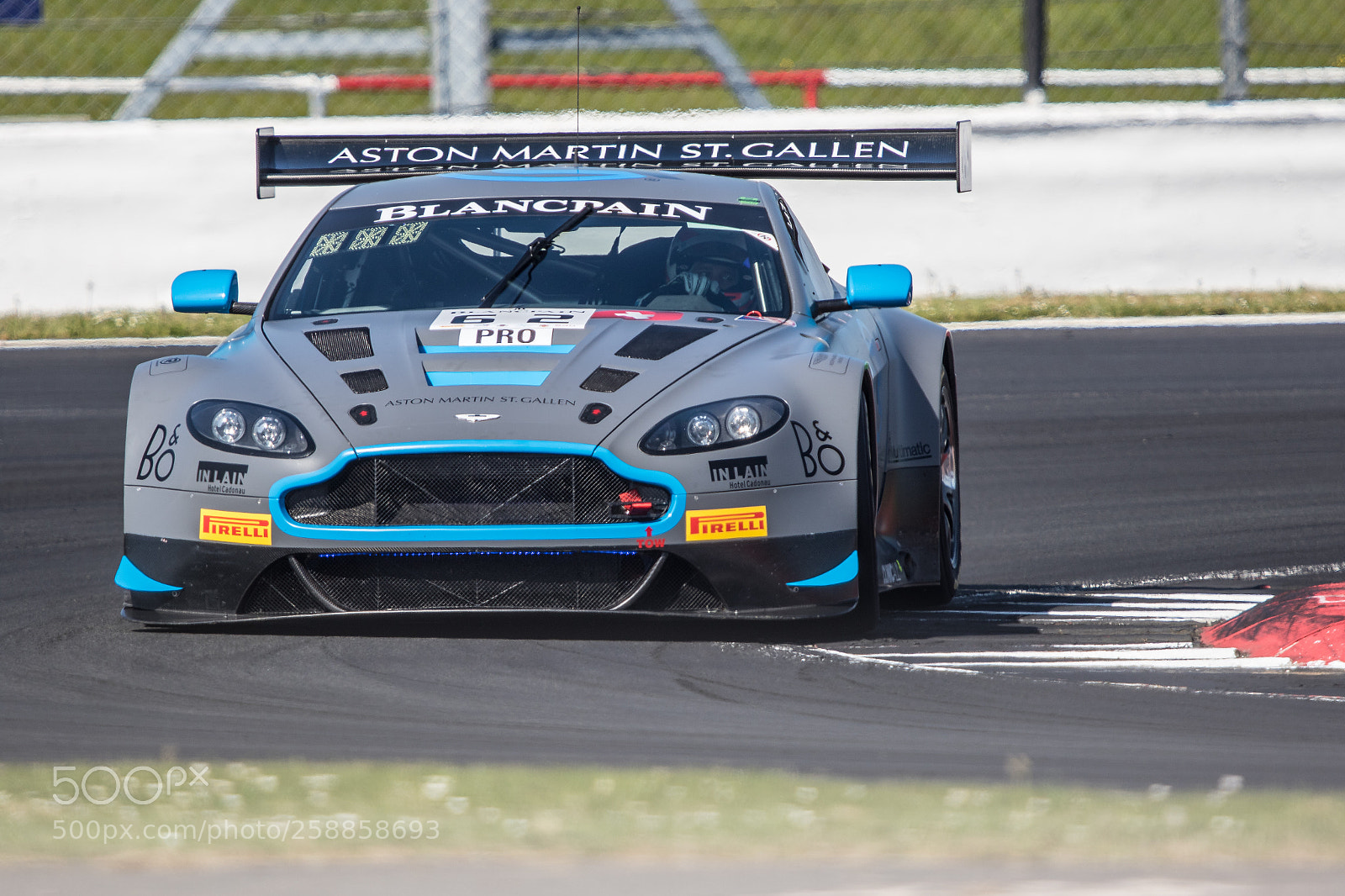 Canon EOS 7D Mark II sample photo. R motorsport aston martin photography