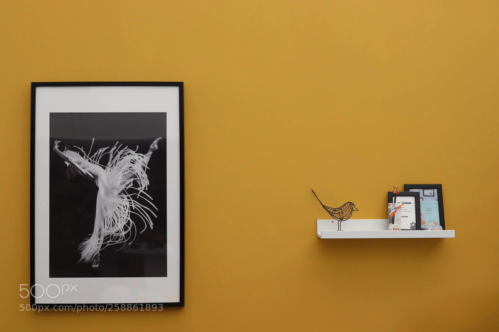 Canon EOS 200D (EOS Rebel SL2 / EOS Kiss X9) sample photo. Black and white poster photography