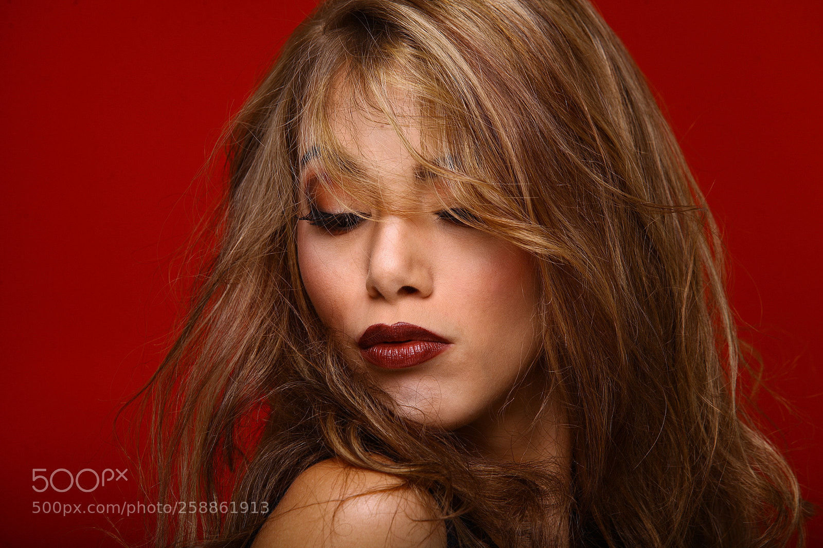 Canon EOS 5D Mark II sample photo. Portrait photography