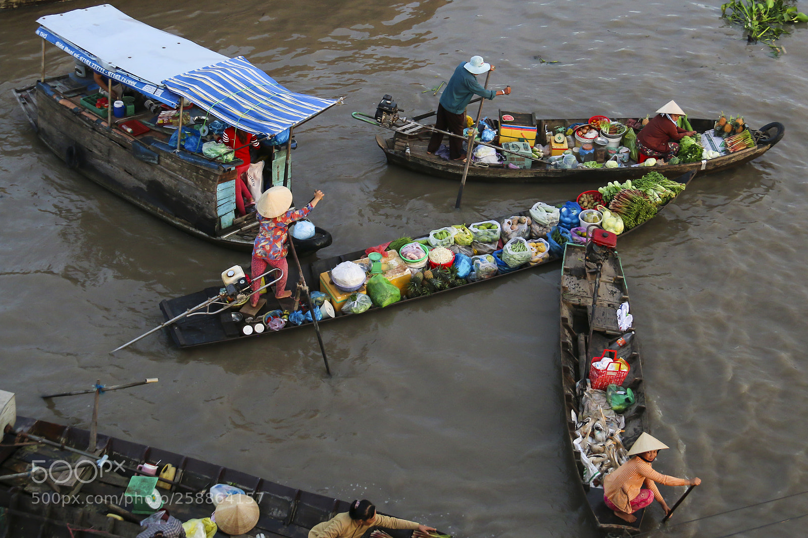 Canon EOS 70D sample photo. Vendors rowing boats on photography