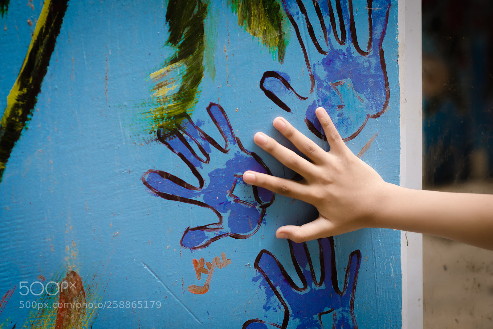 Nikon D7200 sample photo. Art on wall . photography