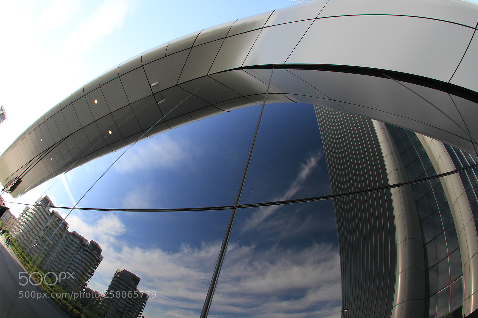 Canon EOS 7D sample photo. City photography