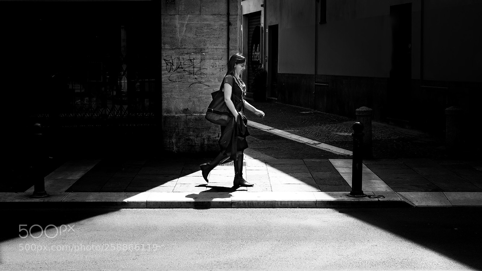 Nikon D7100 sample photo. Triangular shadow 2 photography