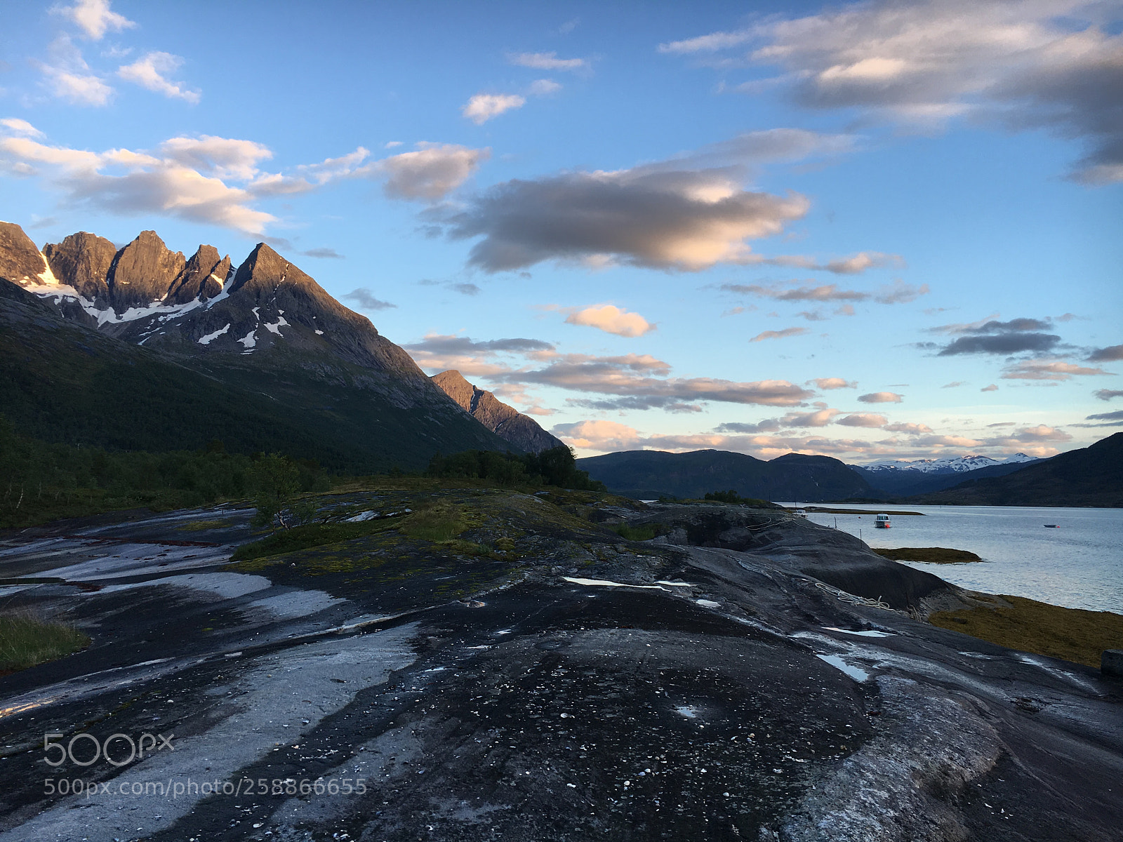 Apple iPhone 6s sample photo. Beautiful_moutains photography