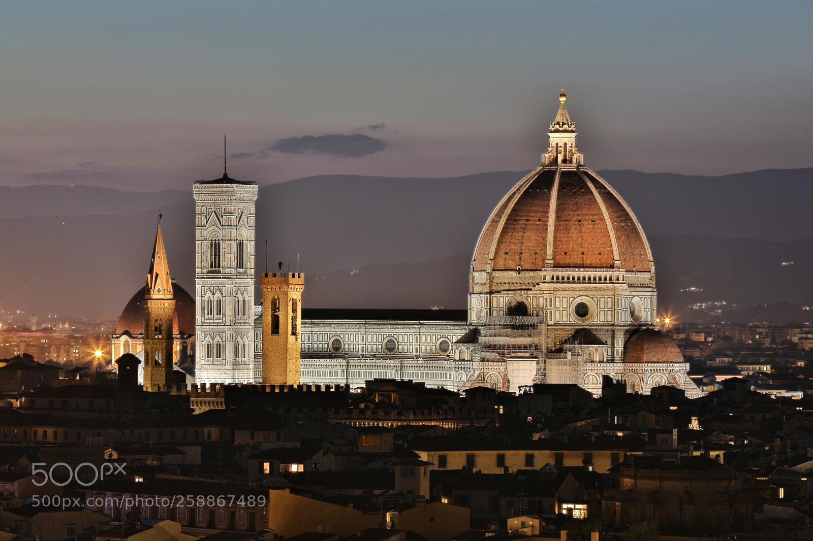 Canon EOS 5D Mark IV sample photo. The duomo photography