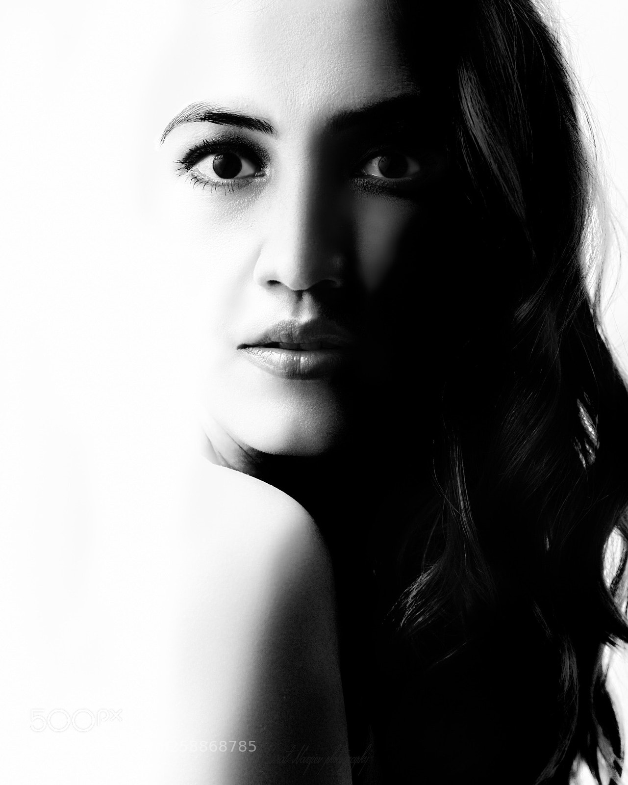 Canon EOS 6D sample photo. Black and wife ;) photography