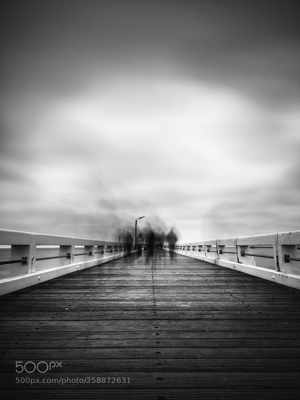 HUAWEI CLT-L29 sample photo. Army of shadows photography