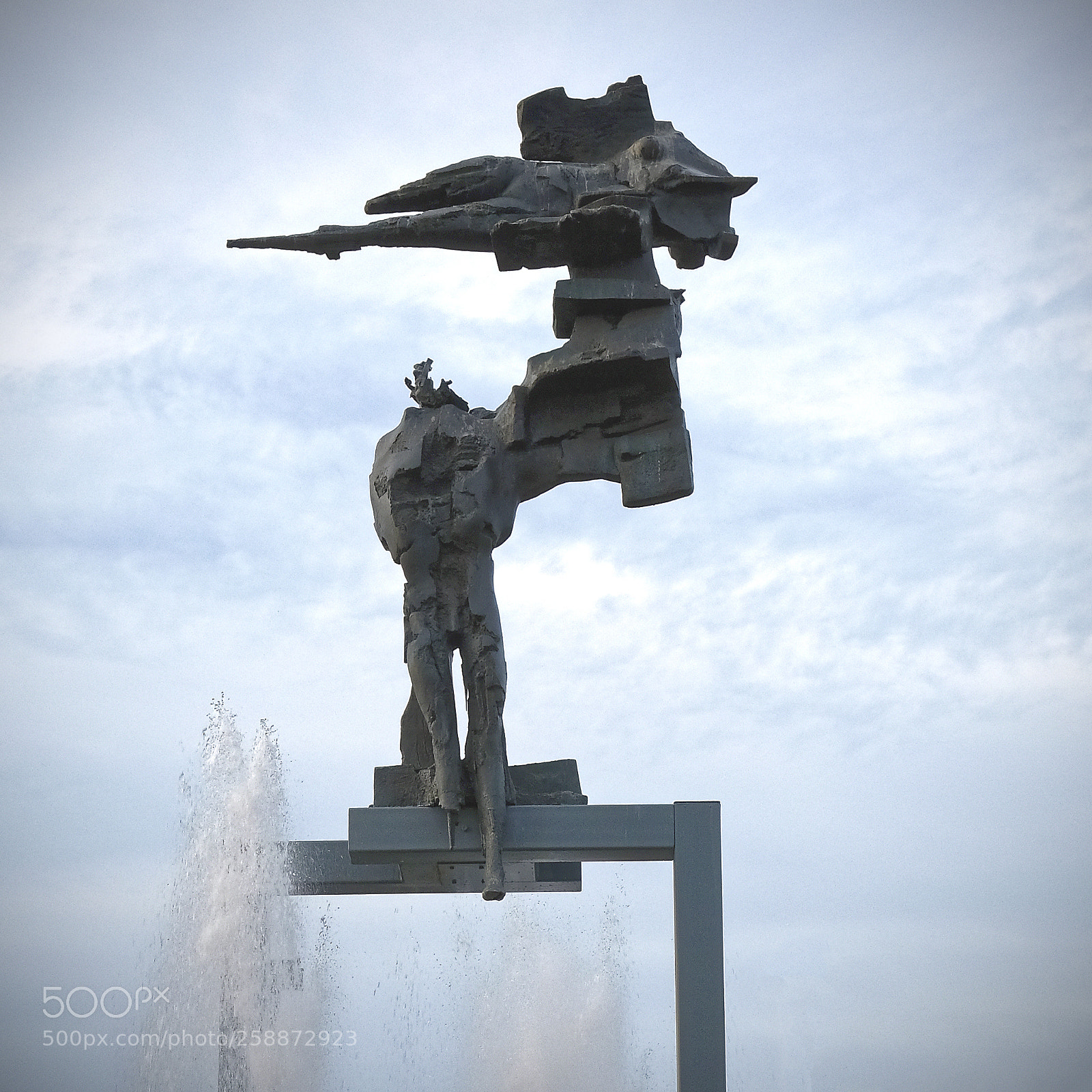 Fujifilm X-Pro2 sample photo. Statue in front of photography