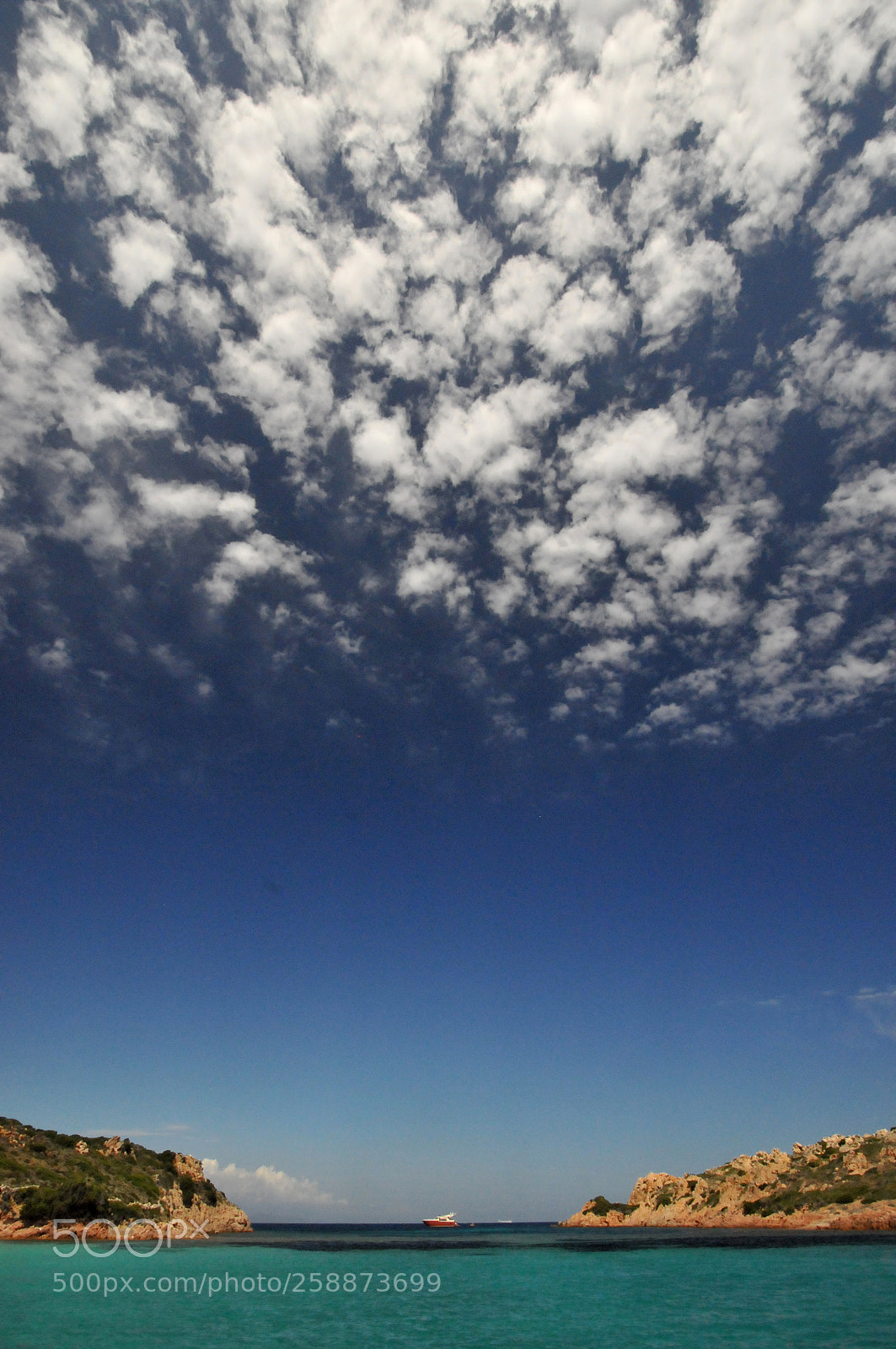 Nikon D300 sample photo. Sea & sky photography