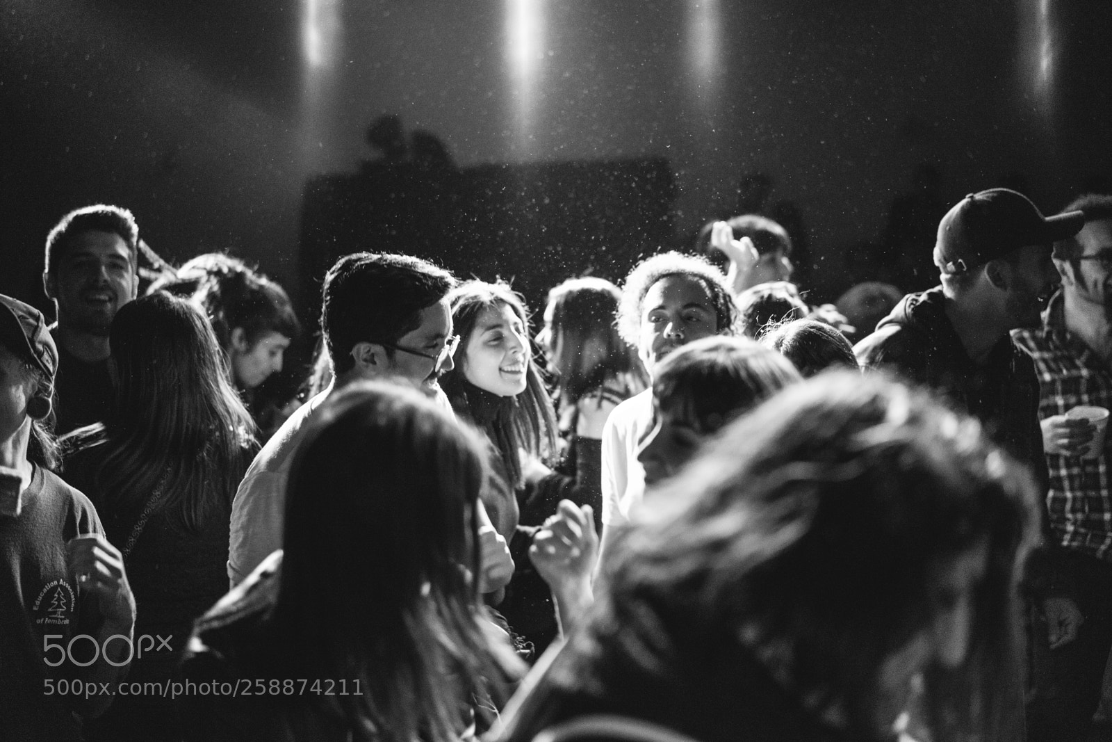 Sony a7 sample photo. La peste, gran farra photography