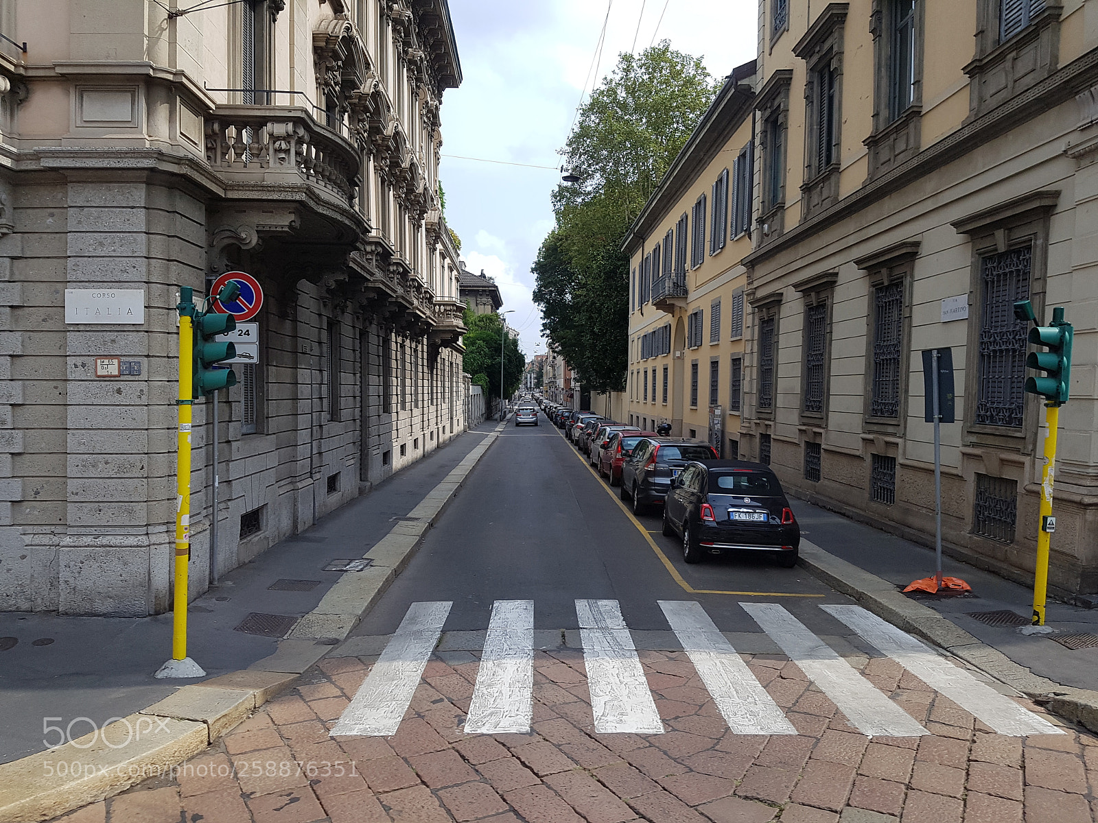 Samsung Galaxy S7 sample photo. Somewhere in milan photography