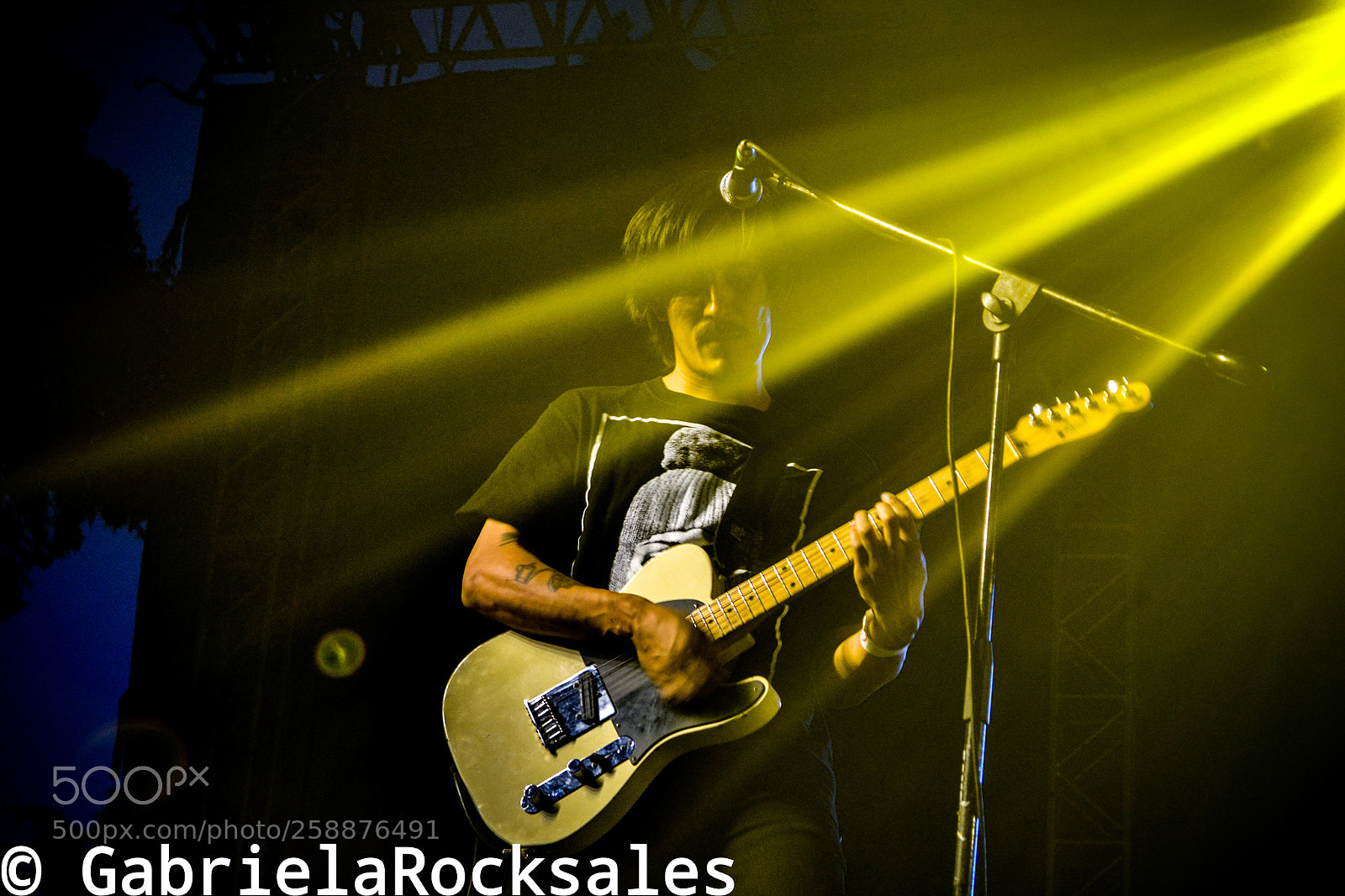 Nikon D3100 sample photo. Sekta core (guitarrista) photography