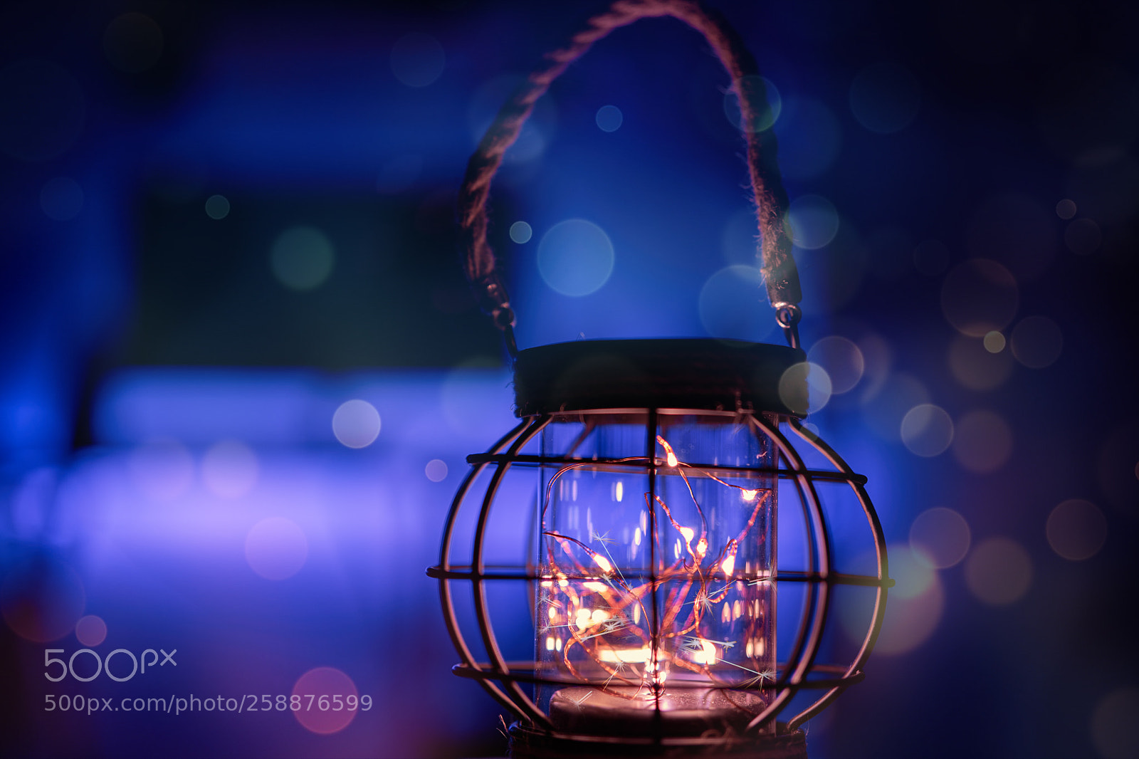 Sony a7 III sample photo. Night lamp photography