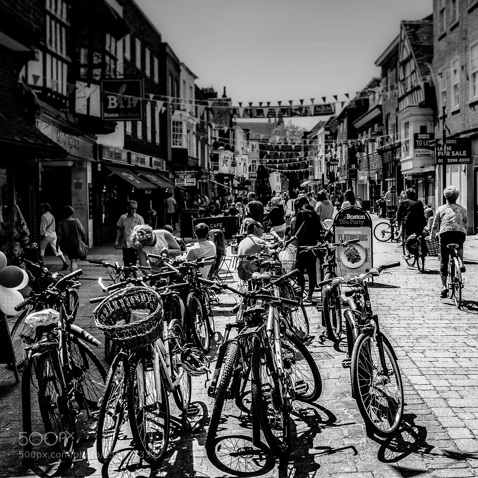 Fujifilm X100F sample photo. Sunny bicycles photography
