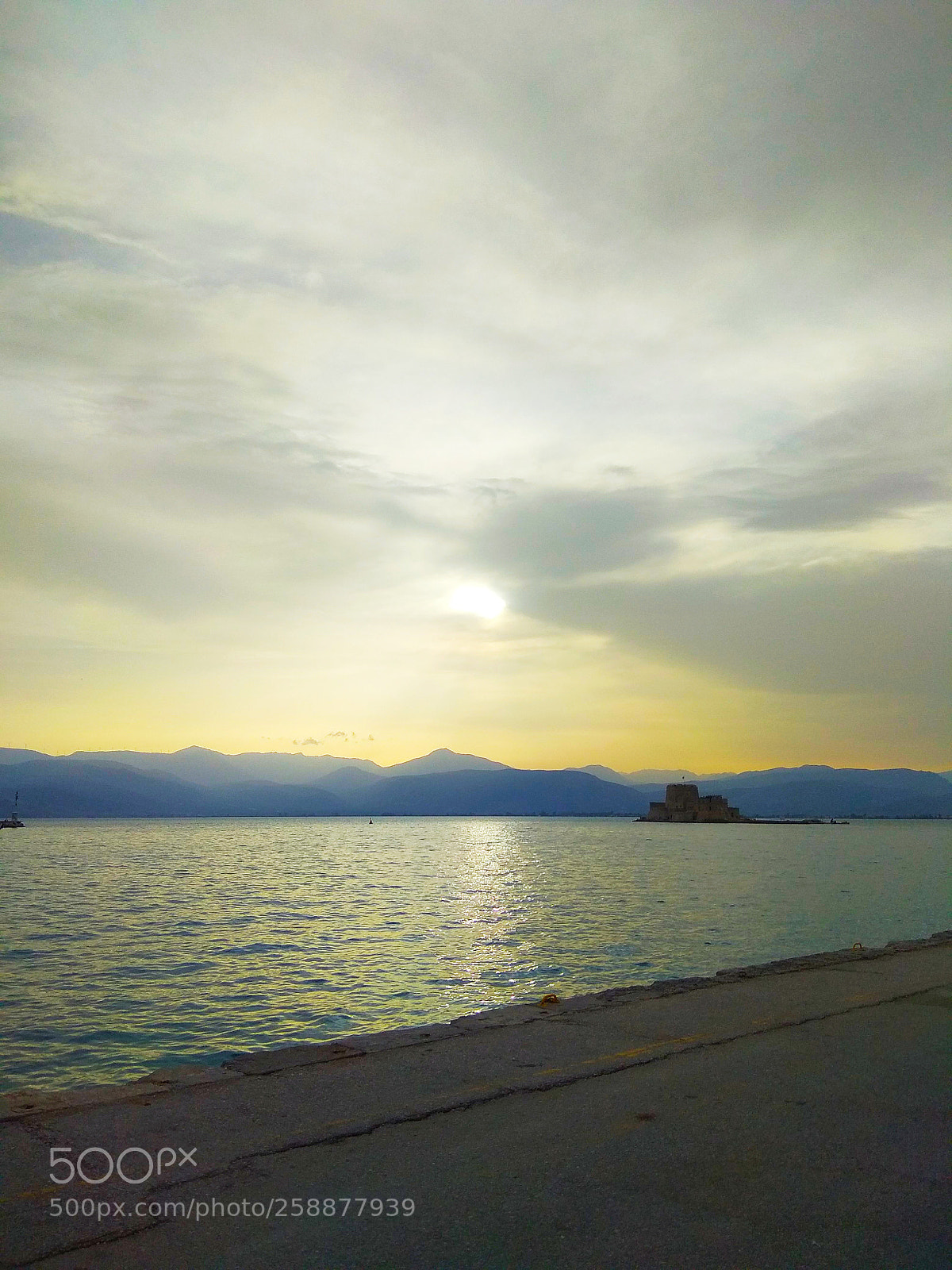 Xiaomi Redmi Note 4 sample photo. Evening at nauplio. photography
