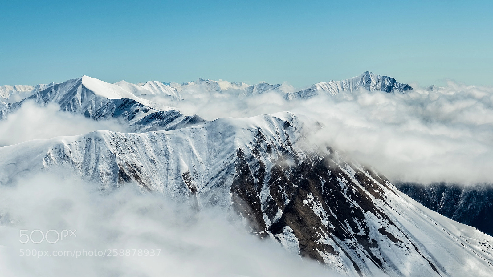 Fujifilm X-T1 sample photo. Mountaints in the clouds photography