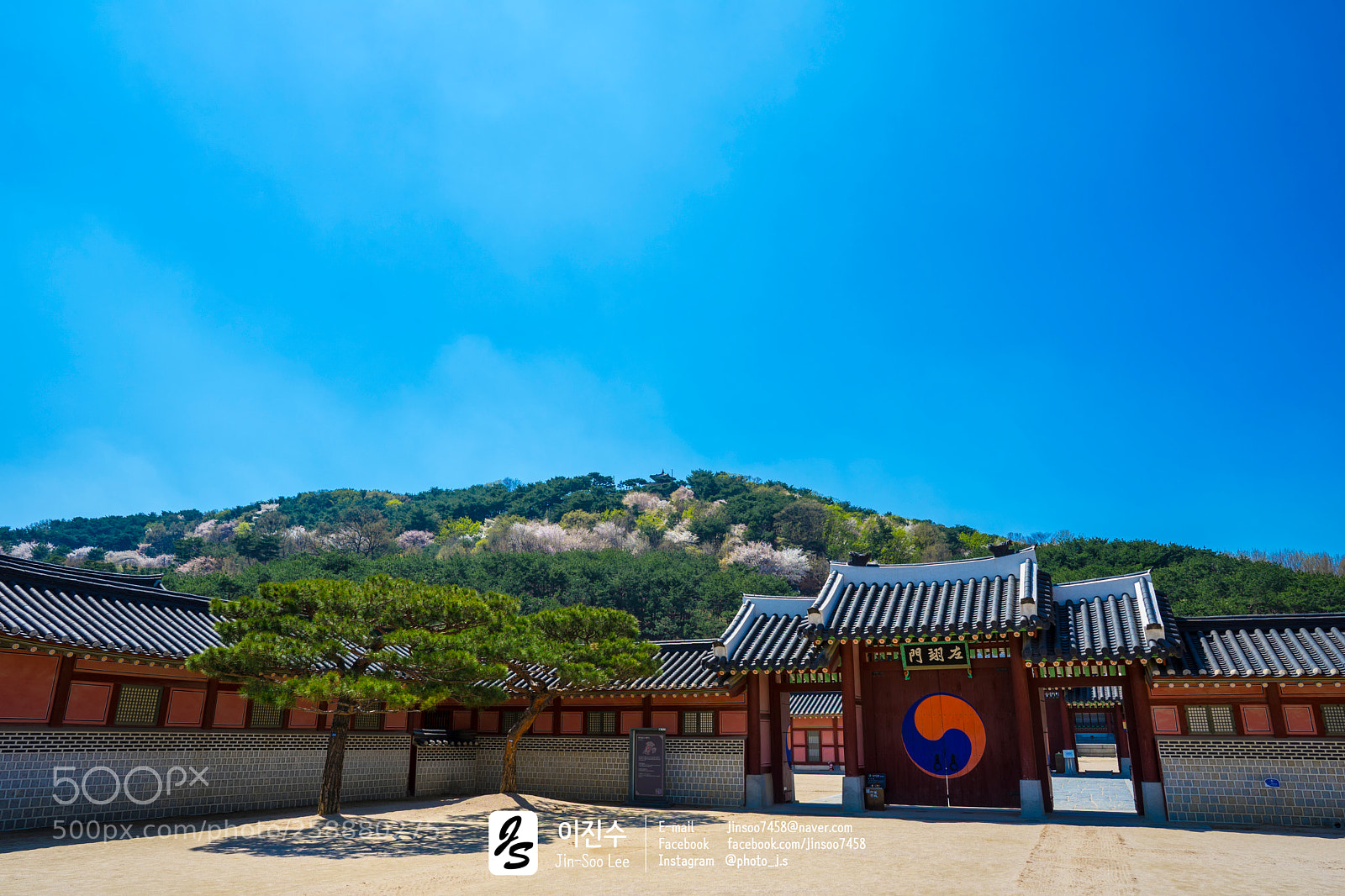 Sony a7 II sample photo. Suwon hwaseong haenggung photography