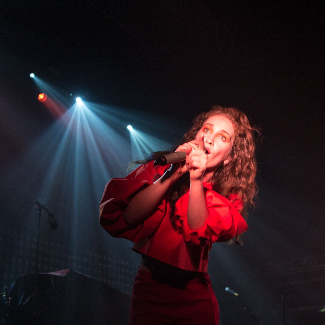 Canon EOS 600D (Rebel EOS T3i / EOS Kiss X5) sample photo. Rae morris @ le trianon () photography