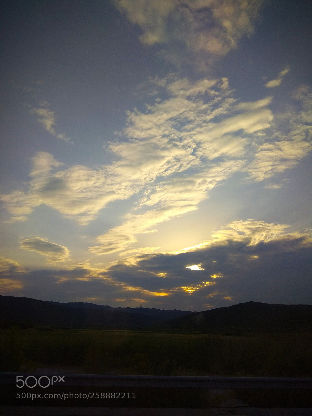 Xiaomi Redmi Note 4 sample photo. Hidden sun photography