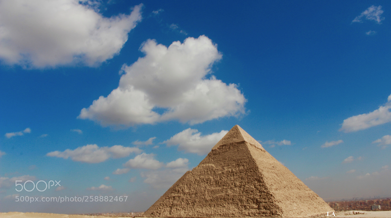 Canon EOS 600D (Rebel EOS T3i / EOS Kiss X5) sample photo. Pyramids photography