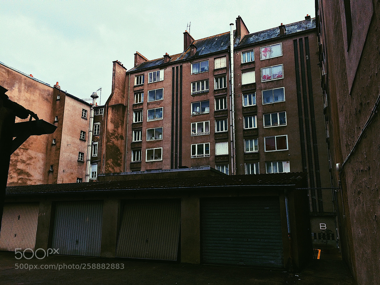 Apple iPhone 5s sample photo. Nantes buildings photography