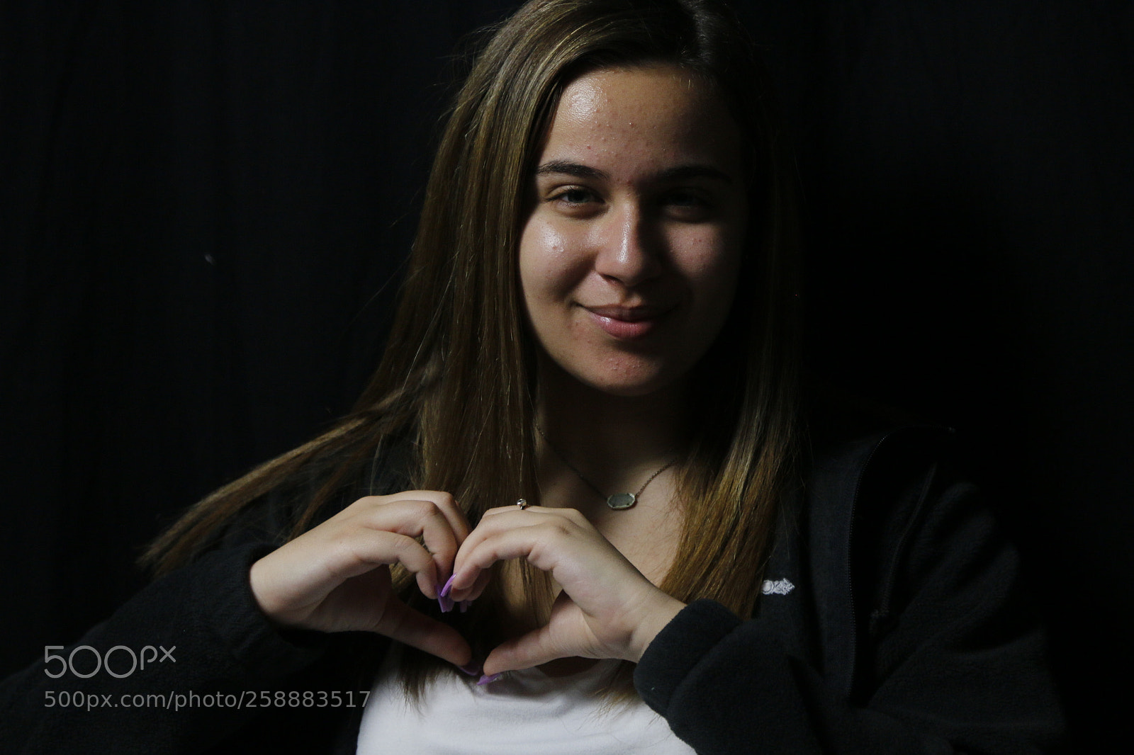 Canon EOS 70D + Canon EF 24-105mm F4L IS USM sample photo. Exemplary portrait photography