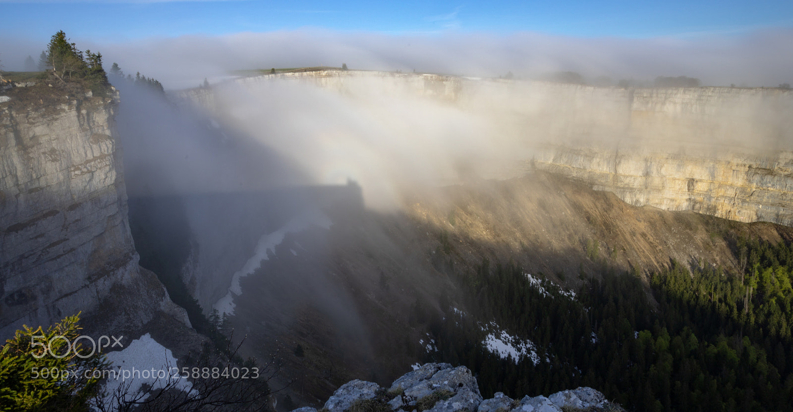 Canon EOS 5D Mark IV sample photo. Creux du van photography