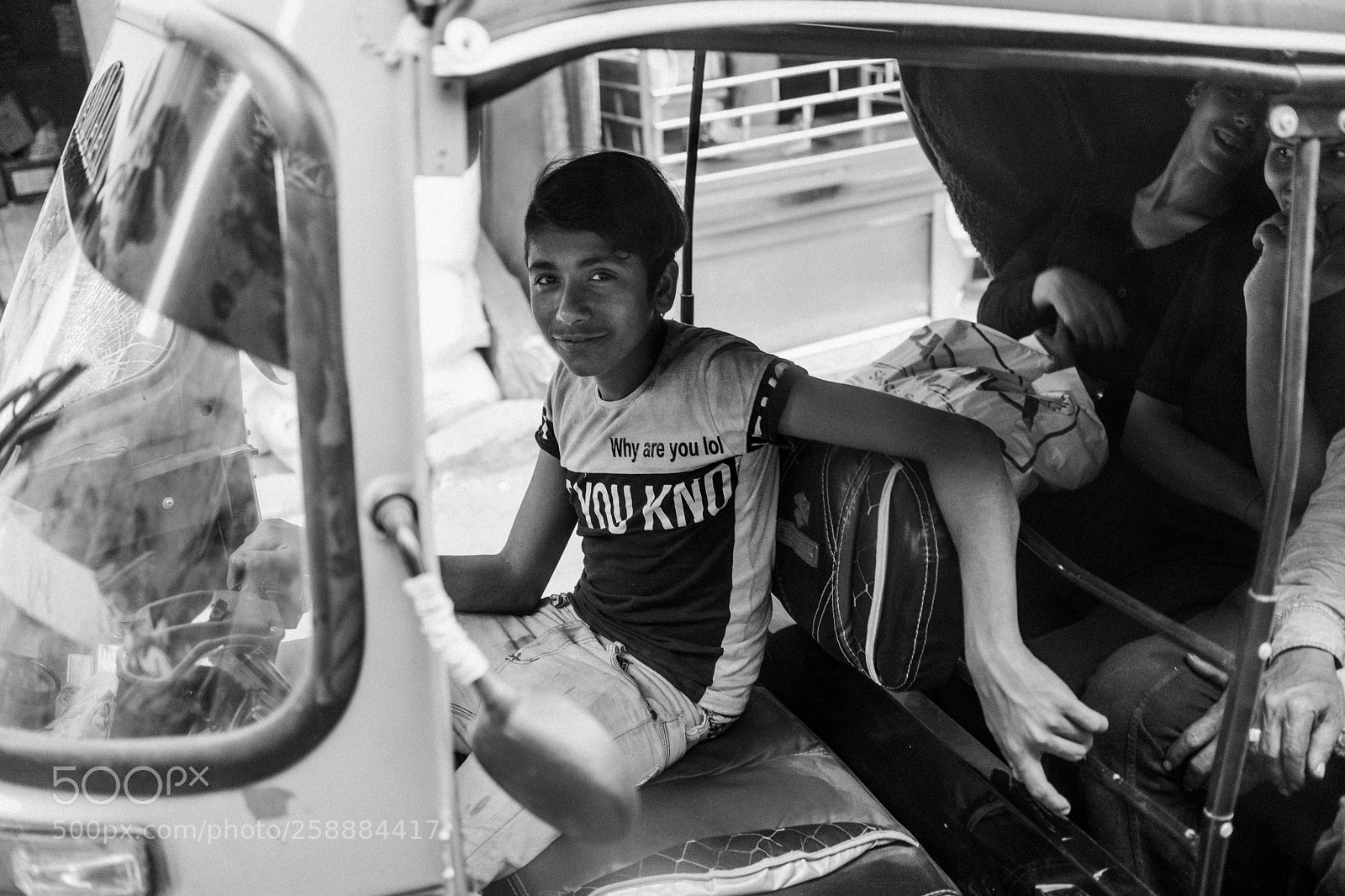 Sony a7 II sample photo. Cairo driving photography