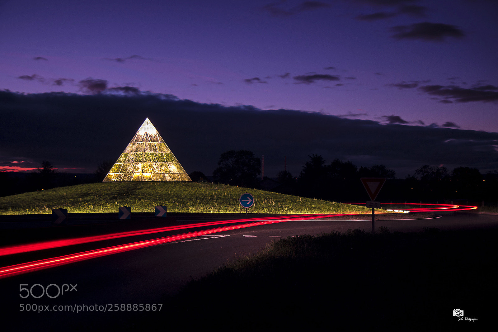 Canon EOS 7D Mark II sample photo. Jean louis desfayes photography