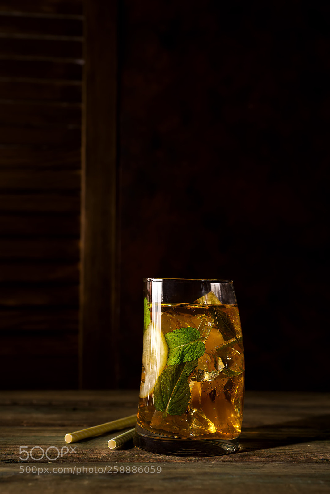 Nikon D610 sample photo. Cocktail glass with ice photography