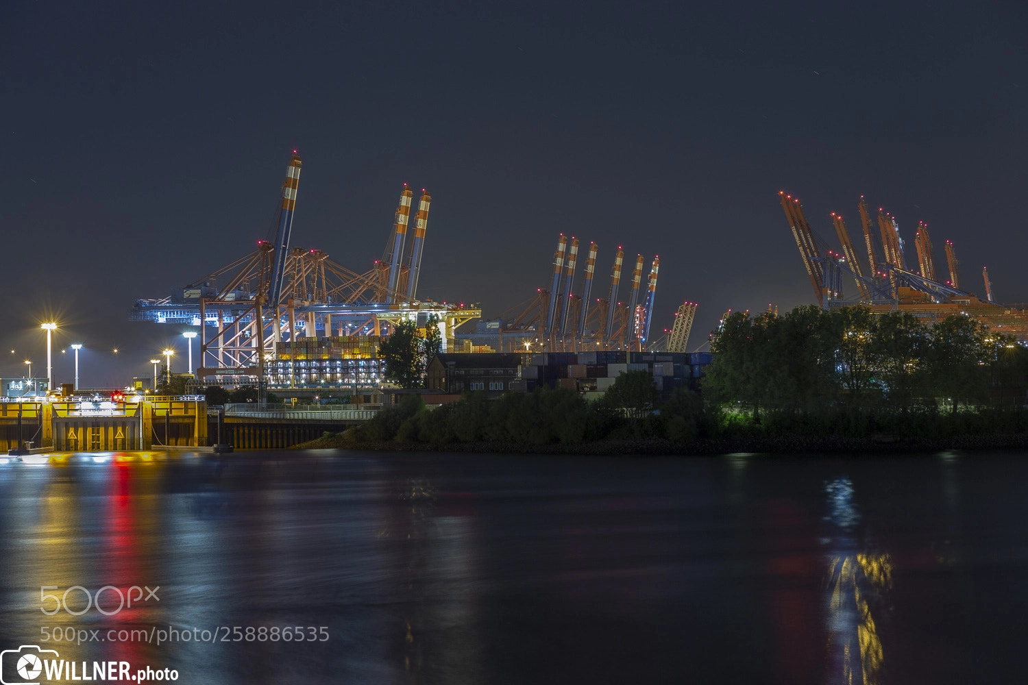 Canon EOS-1D X sample photo. @hamburg mai2018 photography