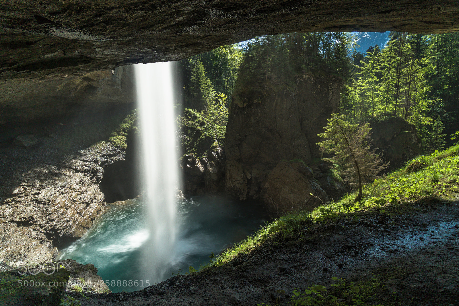 Sony a6500 sample photo. Hinter dem wasserfall photography