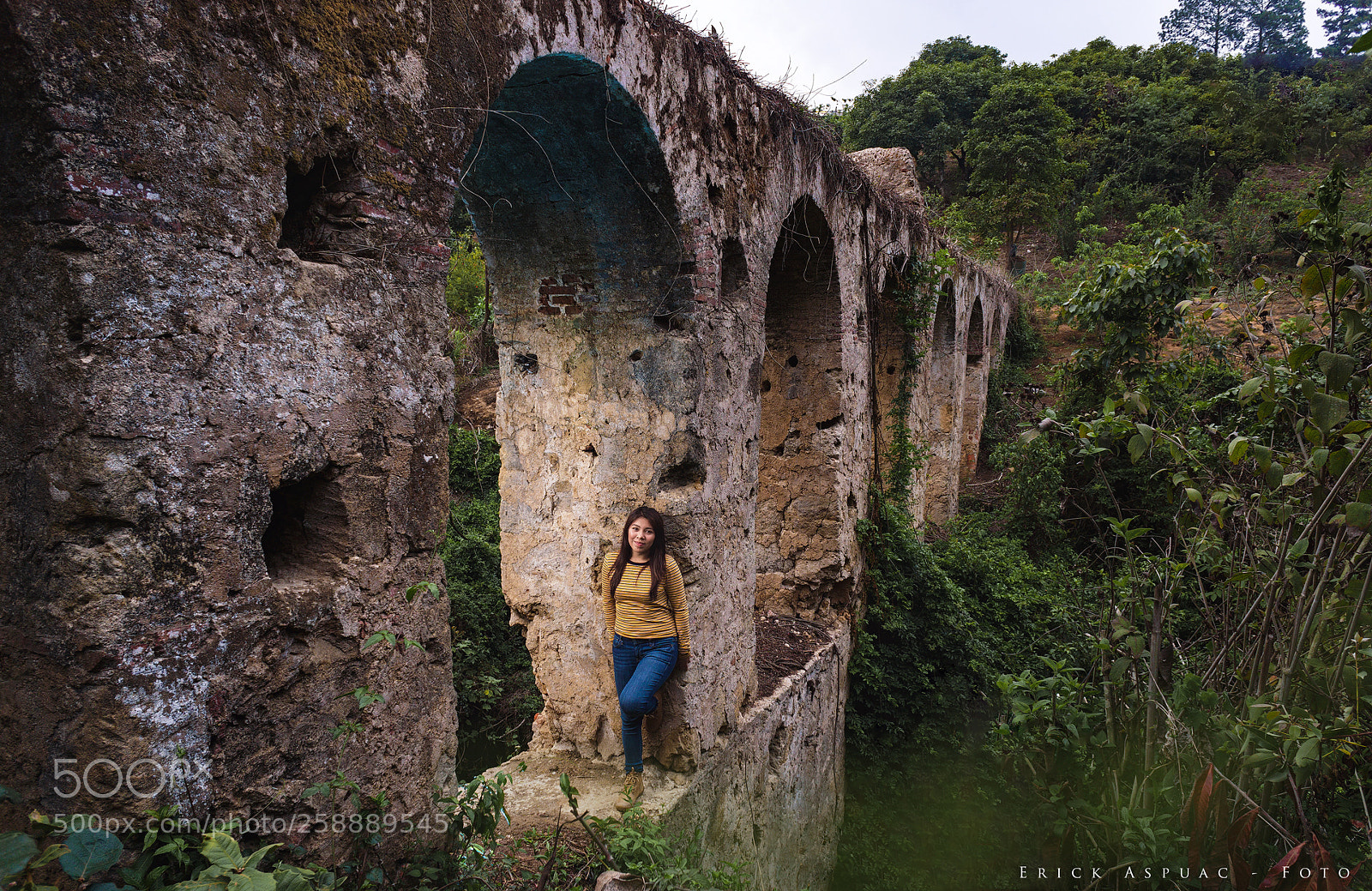 Sony a6000 sample photo. Lion bridge, santiago sacatep photography