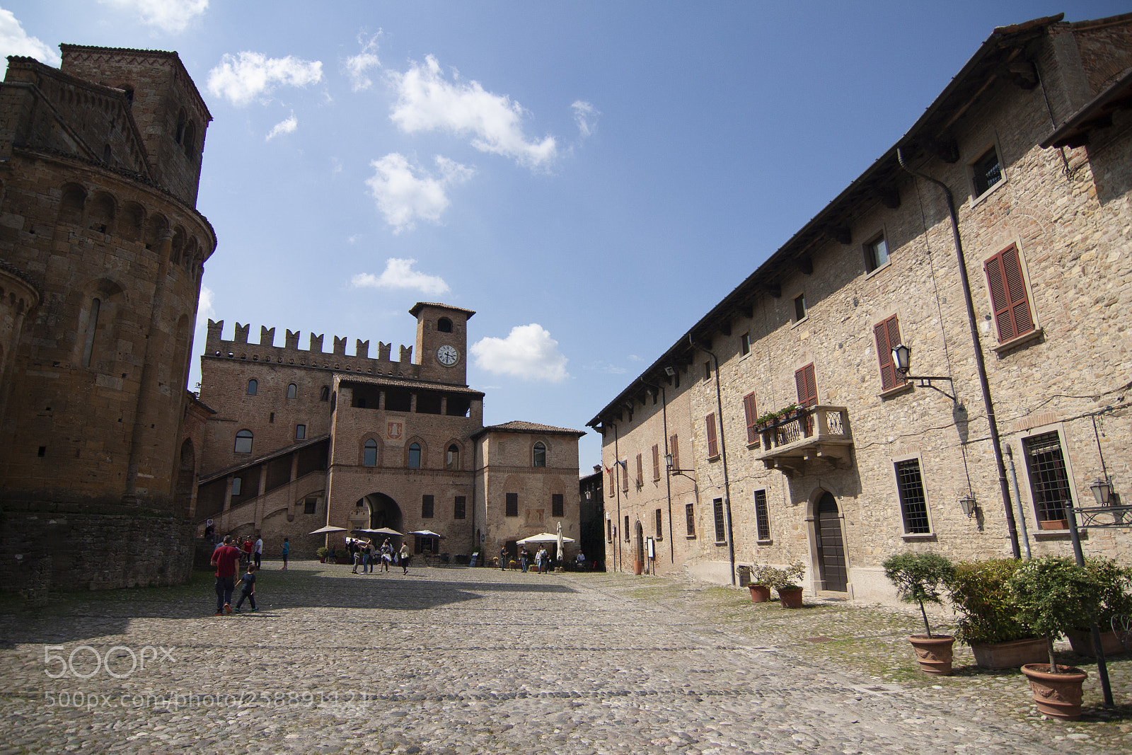 Canon EOS 500D (EOS Rebel T1i / EOS Kiss X3) sample photo. Borgo castell'arquato piacenza italy photography