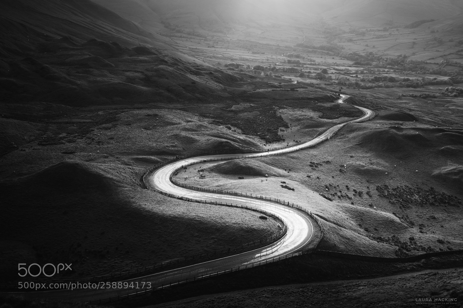 Fujifilm X-T1 sample photo. The road to edale photography