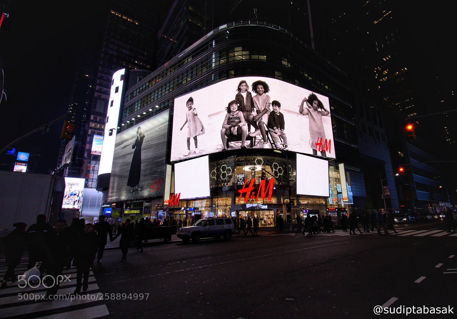 Nikon D7200 sample photo. T.i.m.e.s s.q.u.a.r.e photography