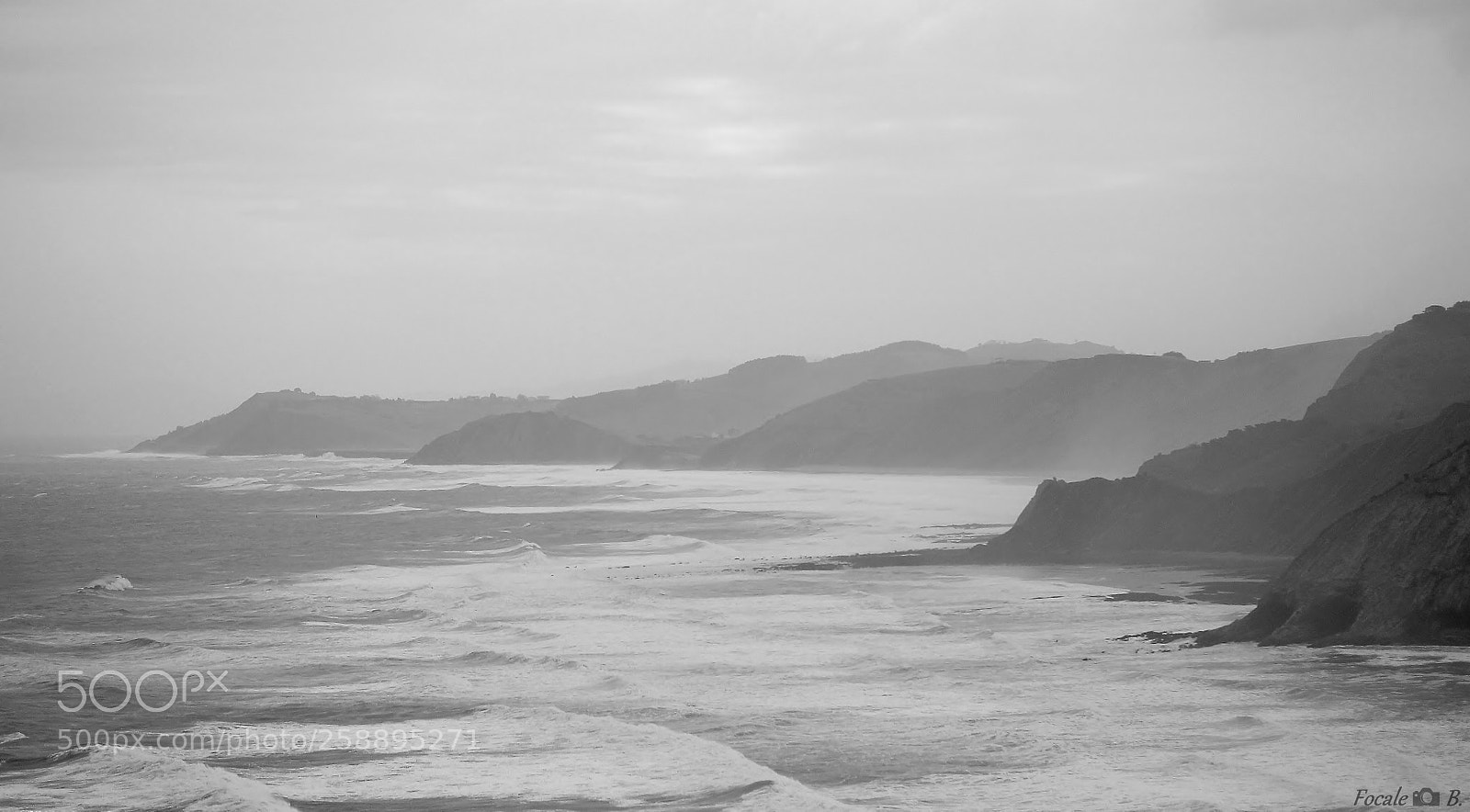 Canon EOS 1100D (EOS Rebel T3 / EOS Kiss X50) sample photo. Stormy weather photography