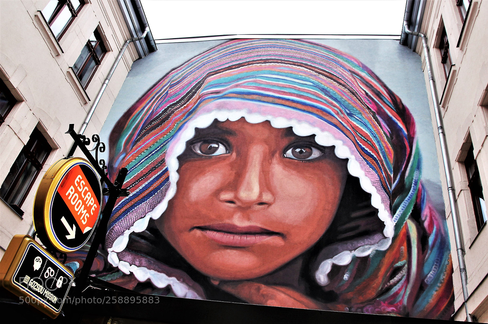 Canon EOS 60D sample photo. Budapest - graffiti photography
