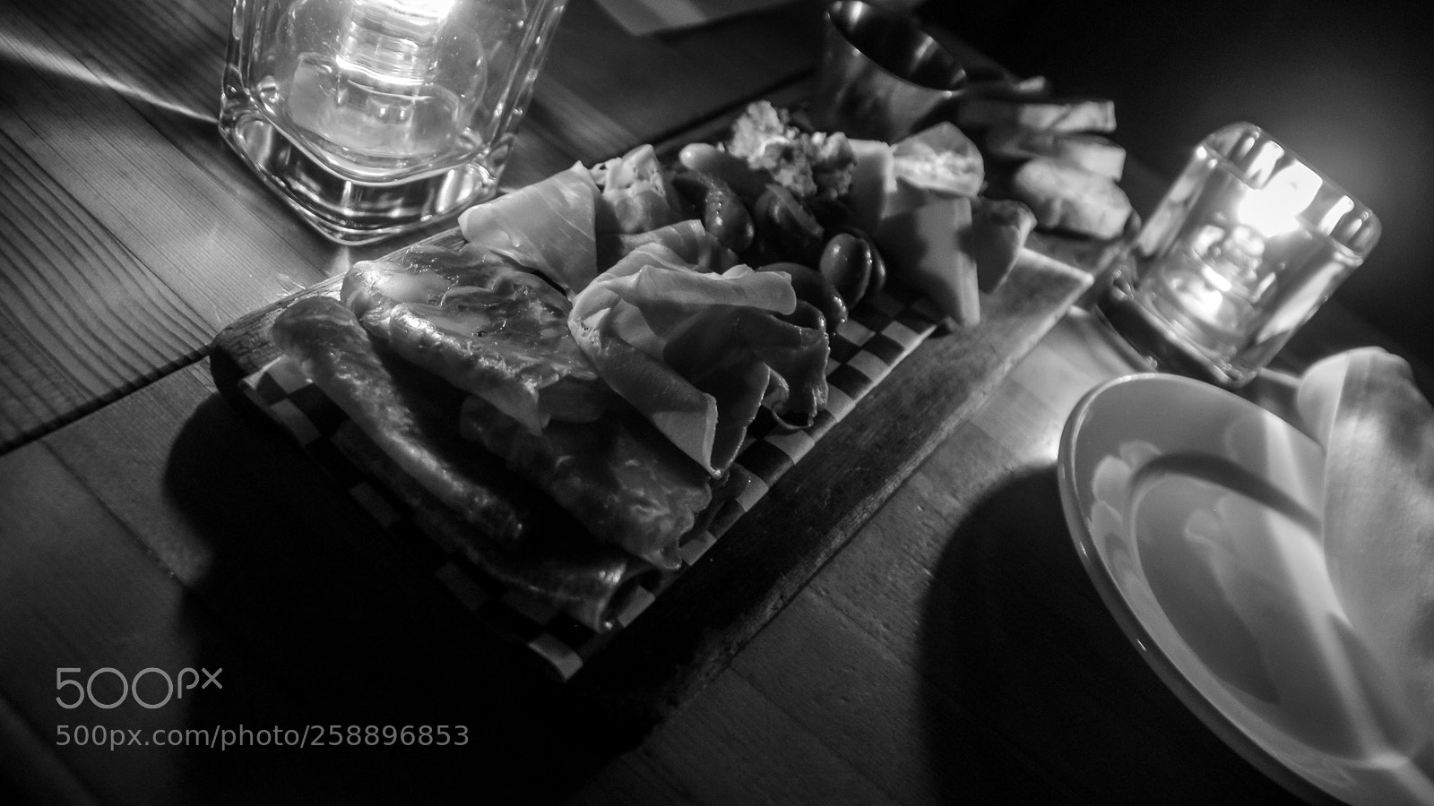 Nikon D800 sample photo. Cured meat platter | 西式熏肉 photography