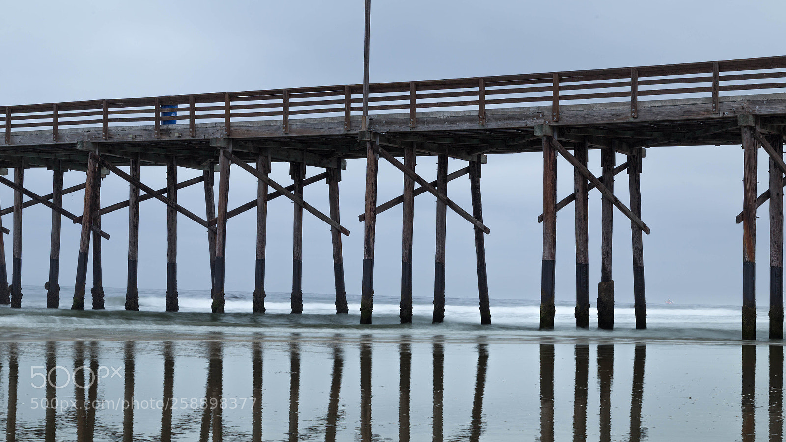 Canon EOS 6D sample photo. Newport pier photography