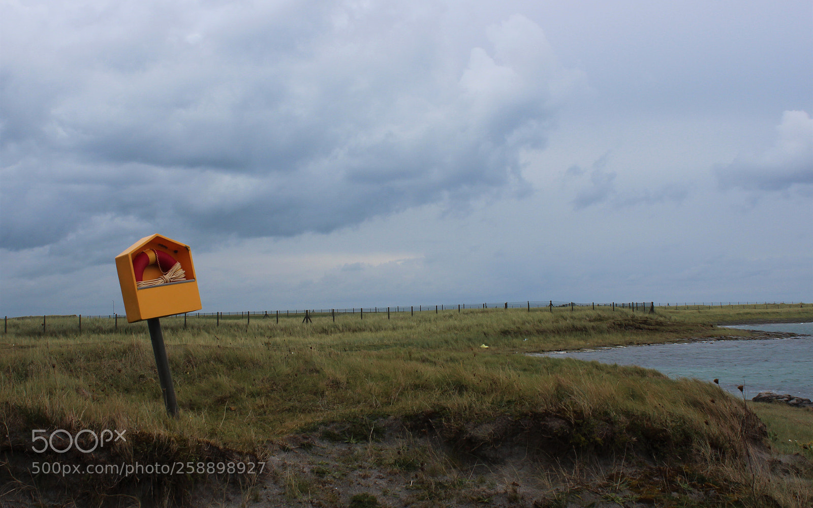 Canon EOS 600D (Rebel EOS T3i / EOS Kiss X5) sample photo. Stormy photography