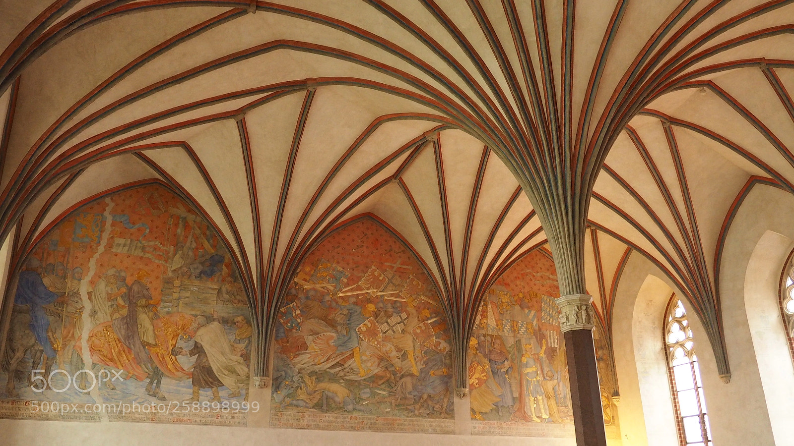Olympus OM-D E-M10 II sample photo. Great refectory (malbork castle) photography