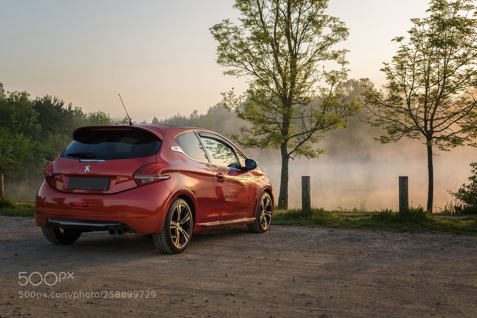 Canon EOS 7D Mark II sample photo. The gti photography