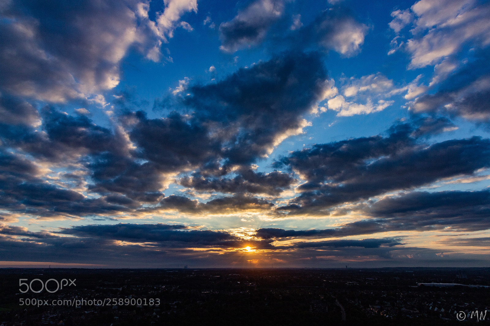 Canon EOS 700D (EOS Rebel T5i / EOS Kiss X7i) sample photo. Sunrise heap photography
