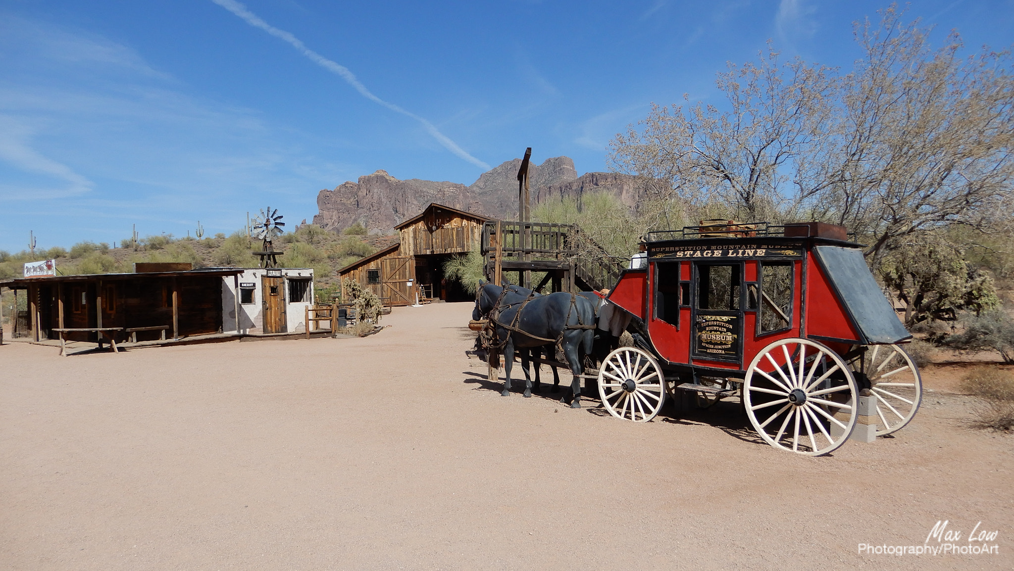 Nikon Coolpix A900 sample photo. Stagecoach photography