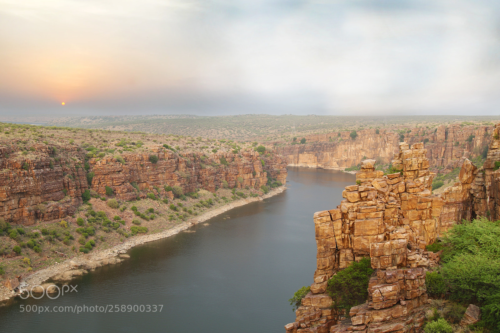 Canon EOS 7D Mark II sample photo. Sunrise over canyon photography