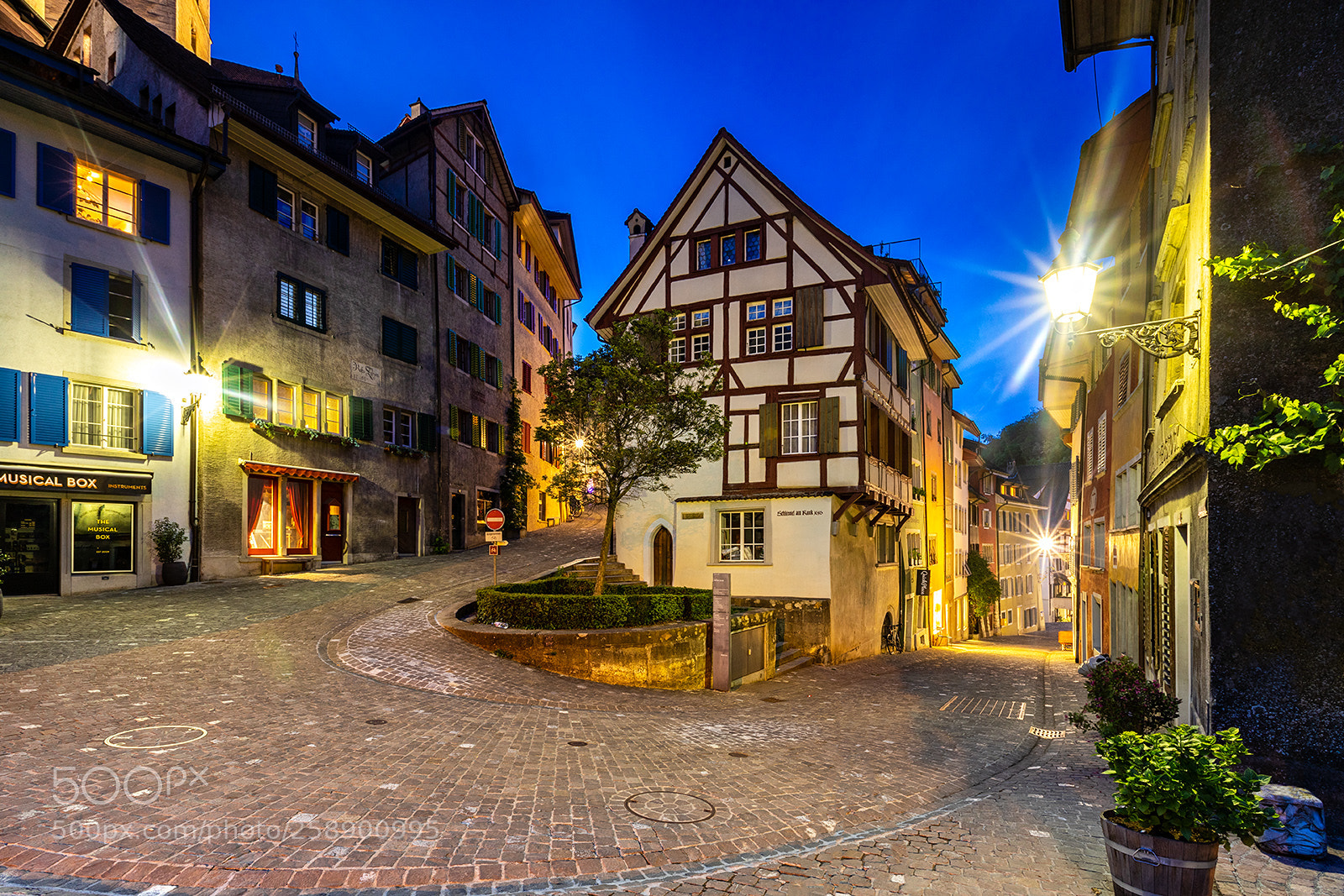 Canon EOS 5D Mark IV sample photo. Baden photography