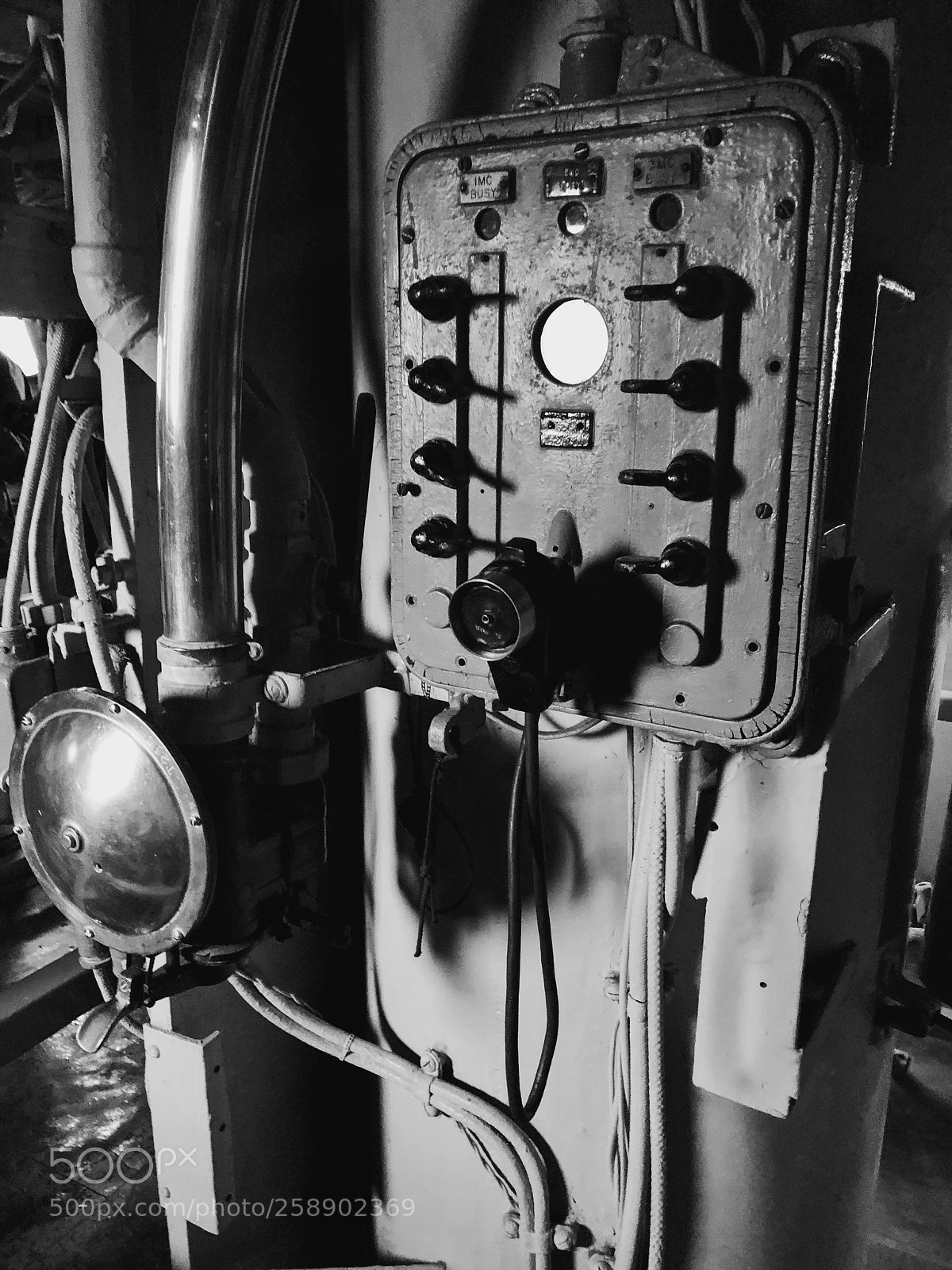 Apple iPhone 8 Plus sample photo. Uss growler photography