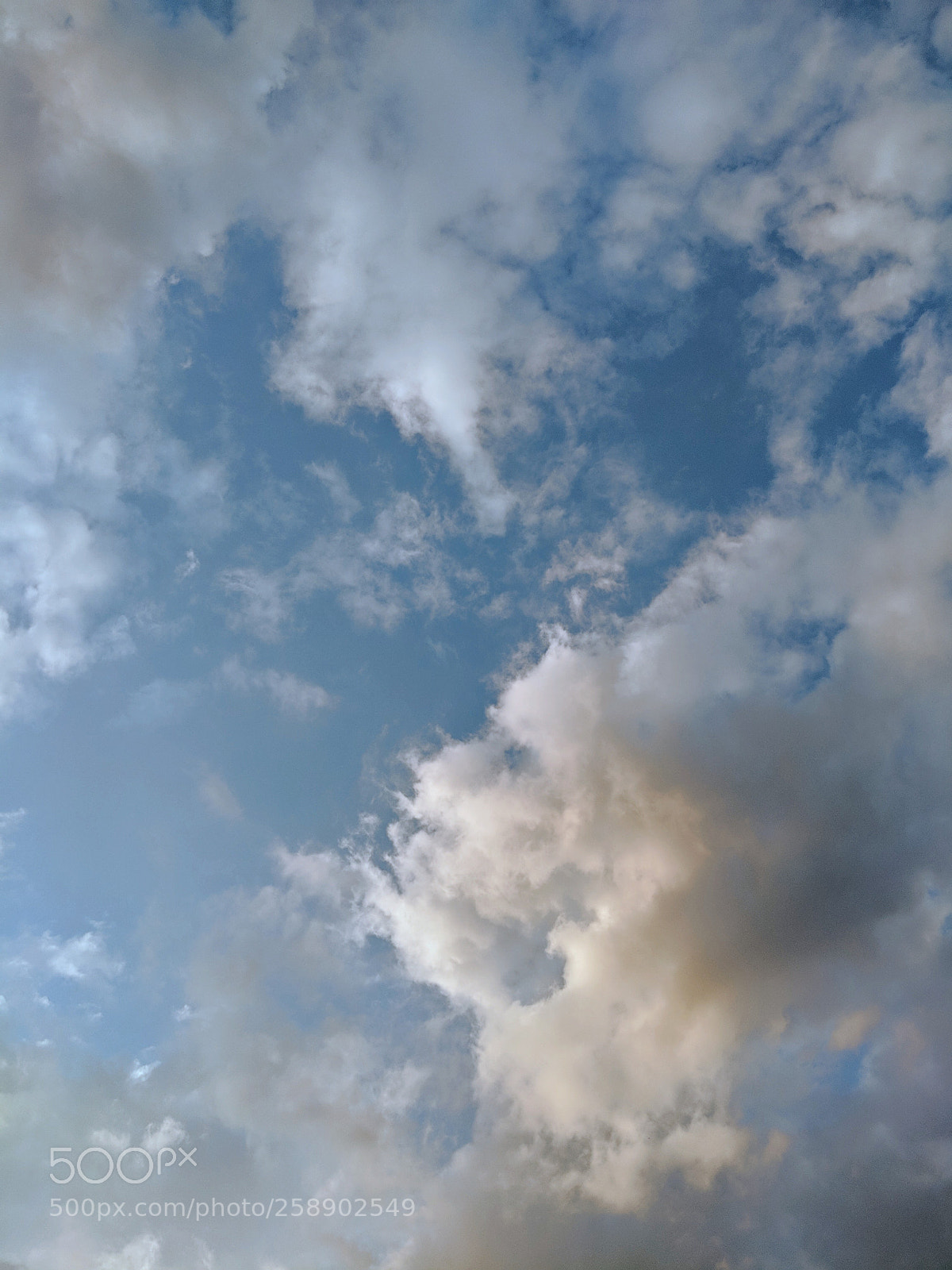 Google Pixel 2 sample photo. Cloudy skies photography