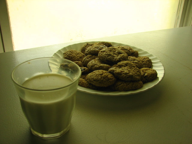 Canon POWERSHOT S2 IS sample photo. Cookies photography
